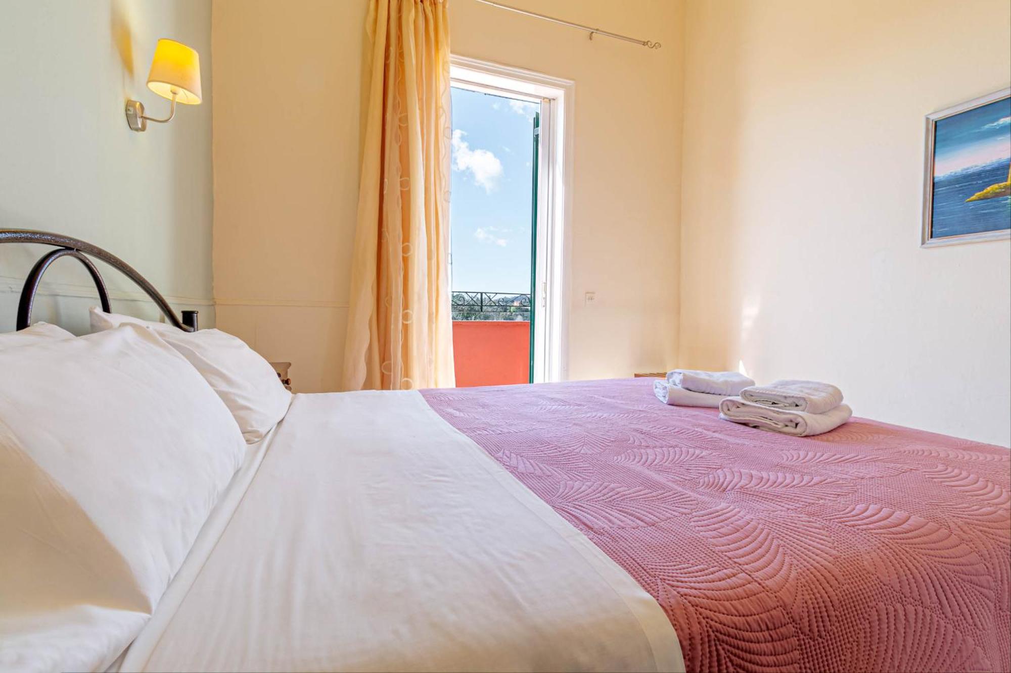 Ionian Arches Hotel กูเวีย ห้อง รูปภาพ