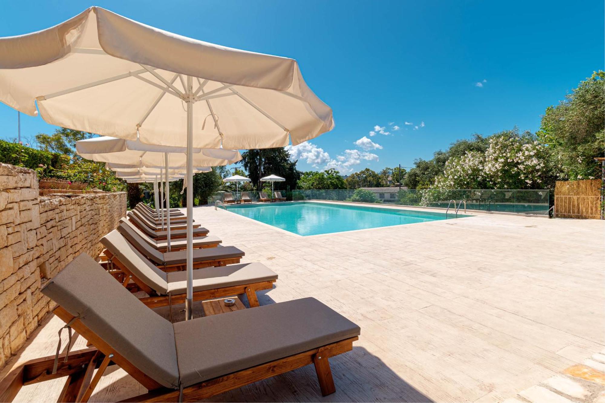 Ionian Arches Hotel กูเวีย ภายนอก รูปภาพ